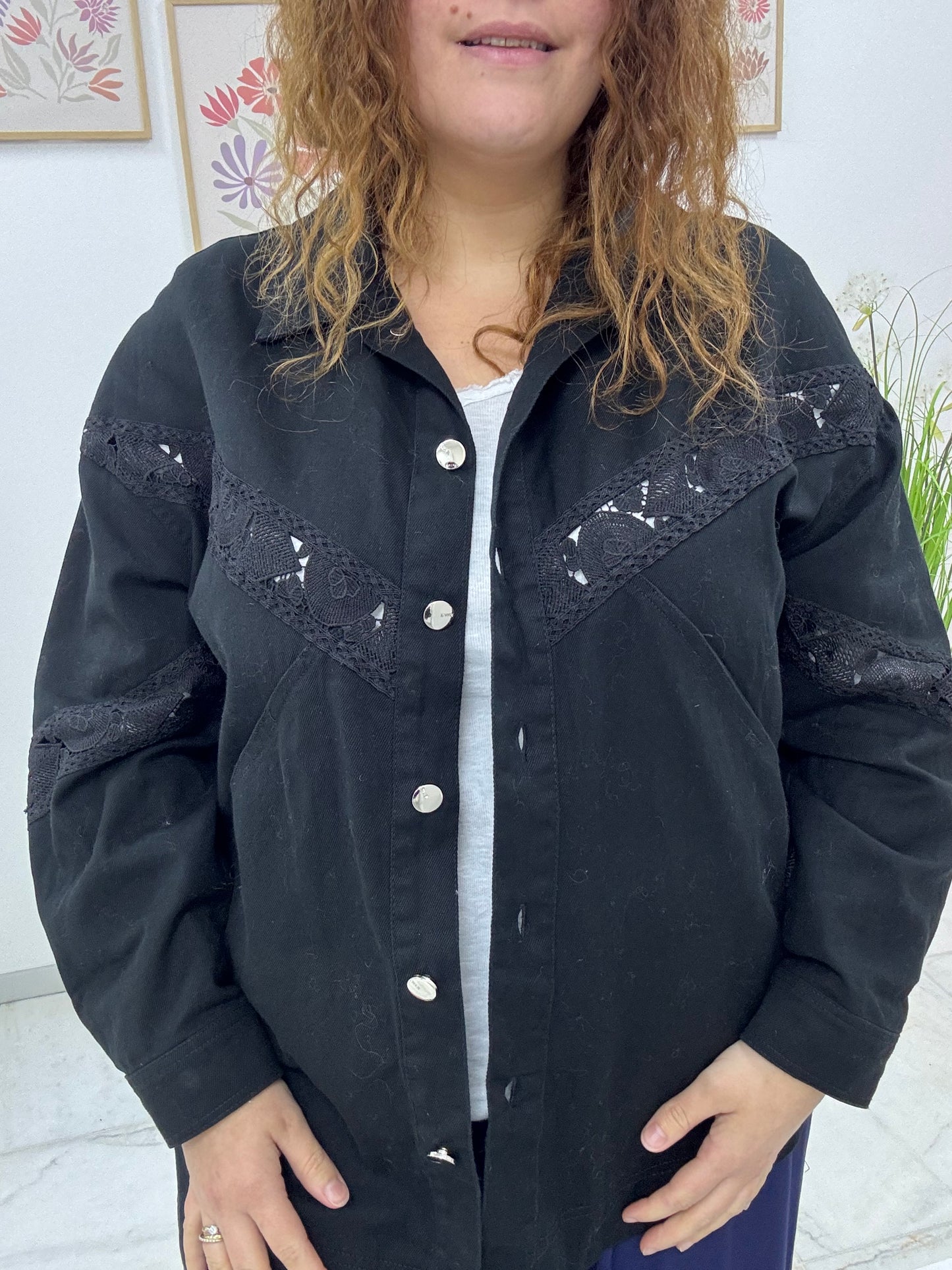 Veste Bohème avec Détails en Dentelle : Lys